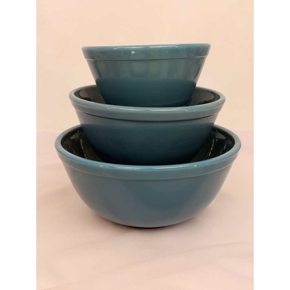 Mosser Glass Georgia Blue Nesting Mixing Bowls Set of 3